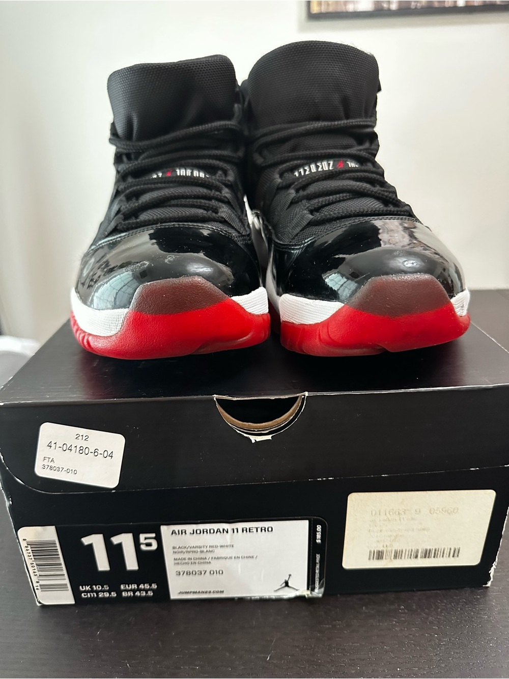 Jordan Retro Black / Red High-Top Basketball Sneakers - Picture 11 of 11